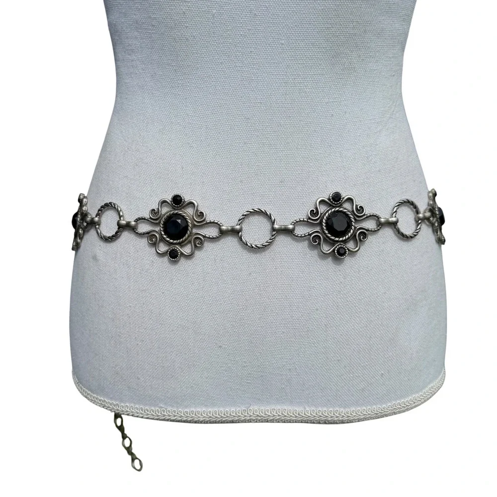 Vintage Silver Tone Black Gemstone Medallion Chain Belt Gothic Boho Adjustable